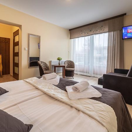 Apartamento Dom Jastrzebia Z Basenem I Jacuzzi Jastrzębia Góra Exterior foto