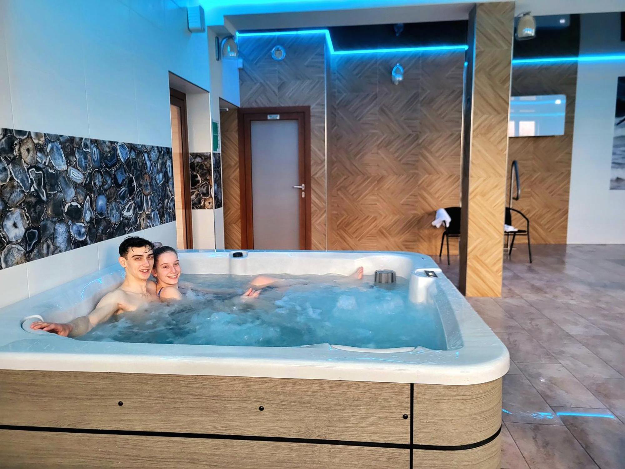 Apartamento Dom Jastrzebia Z Basenem I Jacuzzi Jastrzębia Góra Exterior foto