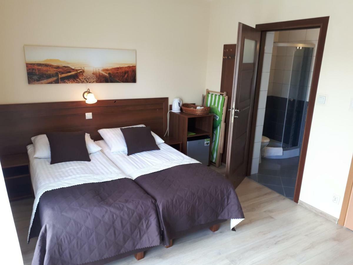 Apartamento Dom Jastrzebia Z Basenem I Jacuzzi Jastrzębia Góra Exterior foto