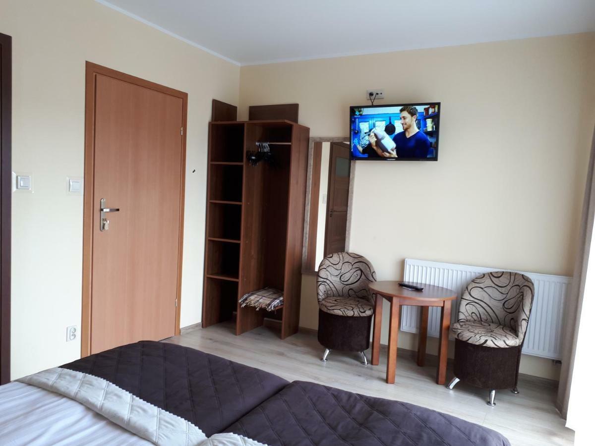 Apartamento Dom Jastrzebia Z Basenem I Jacuzzi Jastrzębia Góra Exterior foto