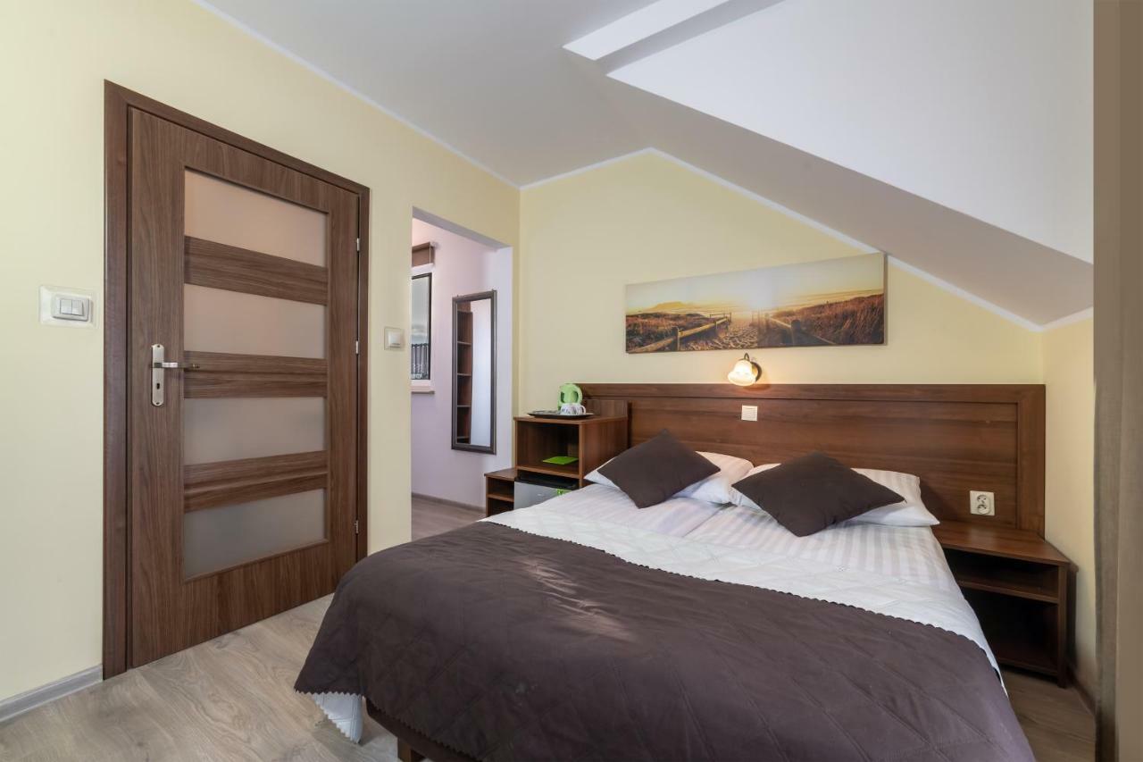 Apartamento Dom Jastrzebia Z Basenem I Jacuzzi Jastrzębia Góra Exterior foto
